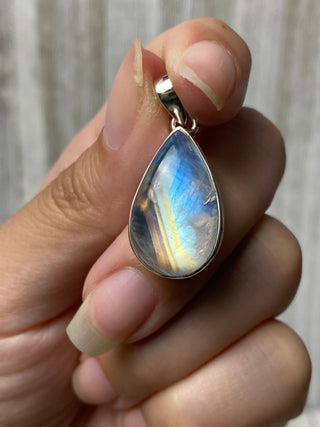 Rainbow Moonstone in Sterling Silver Pendant from Curious Muse Crystals Tagged with big crystal necklace, blue, blue crystal jewelry, blue moonstone, crystal energy, Crystal Jewelry, moonstone, natural moonstone, Pendant, rainbow moonstone, reiki healing, silver crystal jewel, Sterling, sterling silver